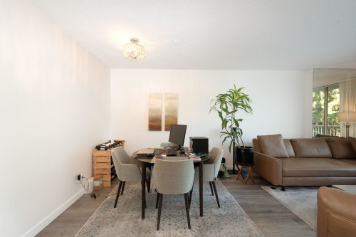 901-2020 Fullerton Avenue, North Vancouver, BC 
