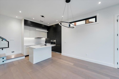 103-1518 Hatton Avenue, Burnaby, BC 