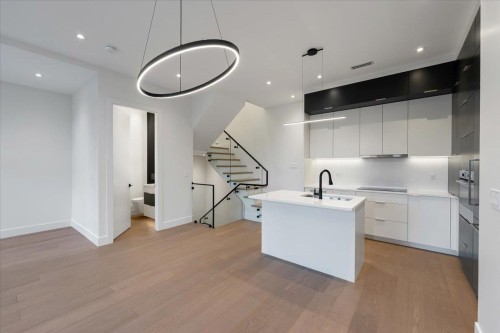 103-1518 Hatton Avenue, Burnaby, BC 