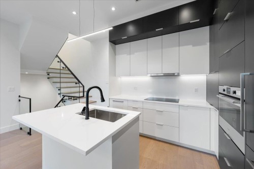 103-1518 Hatton Avenue, Burnaby, BC 