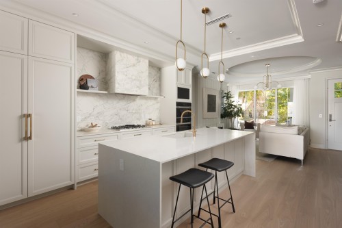 3579 19Th Avenue W, Vancouver, BC 