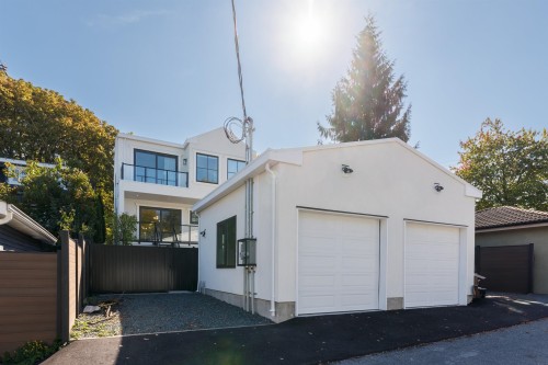 3579 19Th Avenue W, Vancouver, BC 