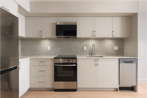 3579 19Th Avenue W, Vancouver, BC 