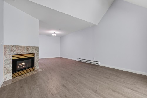 307-19241 Ford Road, Pitt Meadows, BC 