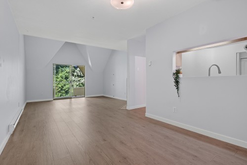 307-19241 Ford Road, Pitt Meadows, BC 