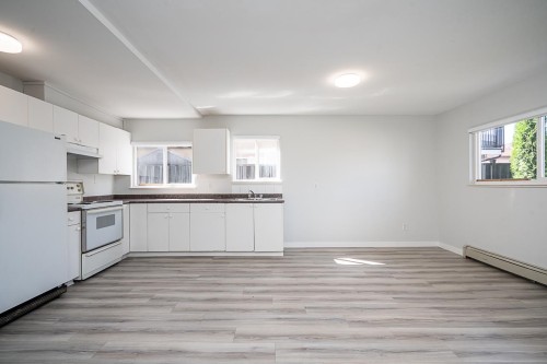 7865 16Th Avenue, Burnaby, BC 