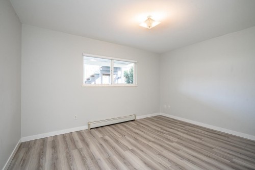 7865 16Th Avenue, Burnaby, BC 