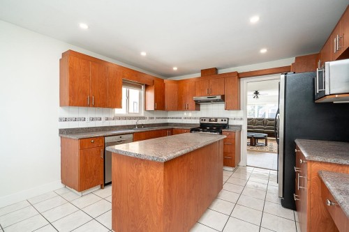 7865 16Th Avenue, Burnaby, BC 