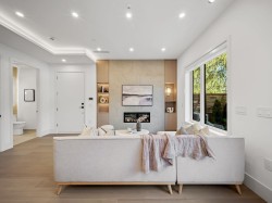 2868 Semlin Drive Vancouver, BC V5N 2C5
