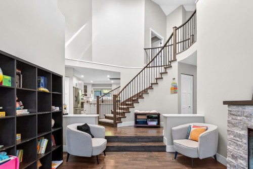 2909 Meadowvista Place, Coquitlam, BC 