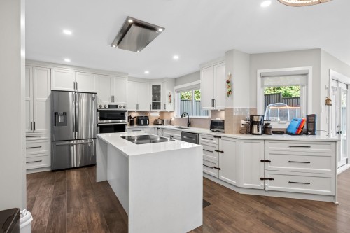 2909 Meadowvista Place, Coquitlam, BC 