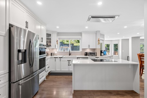 2909 Meadowvista Place, Coquitlam, BC 