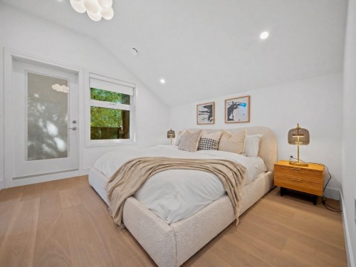 2005 13Th Avenue E, Vancouver, BC 