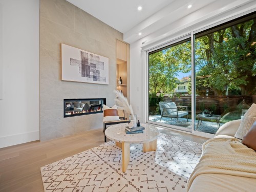 2005 13Th Avenue E, Vancouver, BC 