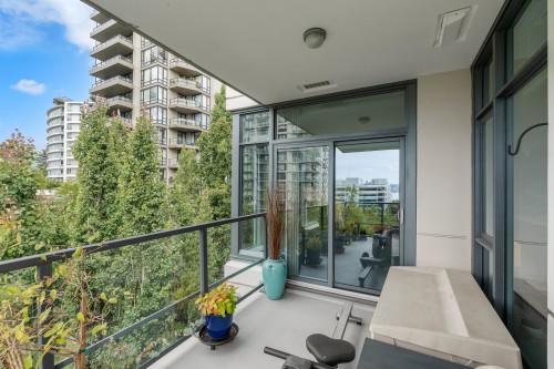 308-135 2Nd Street W, North Vancouver, BC 