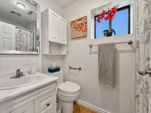295 W 17Th Avenue, Vancouver, BC 