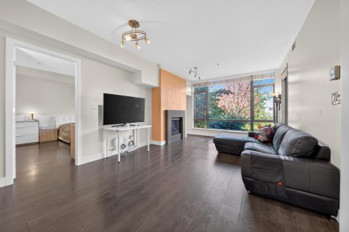 207-14300 Riverport Way, Richmond, BC 