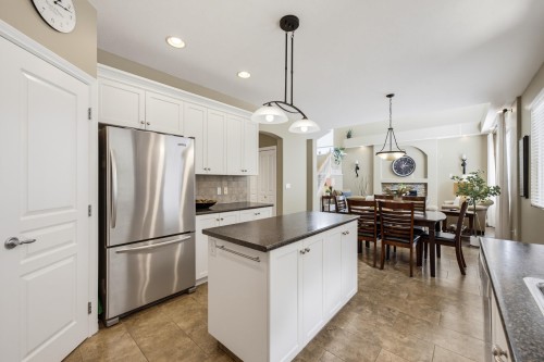 24070 Hill Avenue, Maple Ridge, BC 