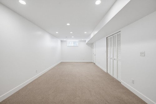 24070 Hill Avenue, Maple Ridge, BC 