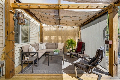 24070 Hill Avenue, Maple Ridge, BC 