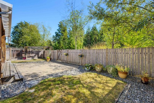 24070 Hill Avenue, Maple Ridge, BC 