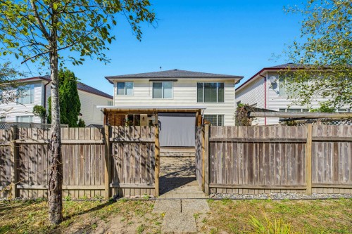 24070 Hill Avenue, Maple Ridge, BC 