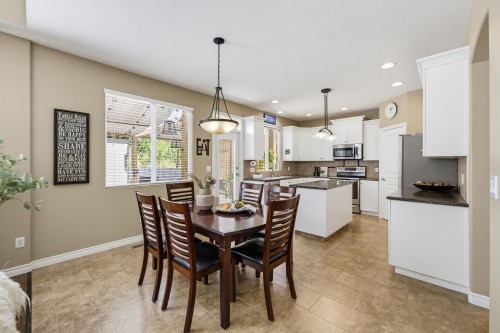 24070 Hill Avenue, Maple Ridge, BC 