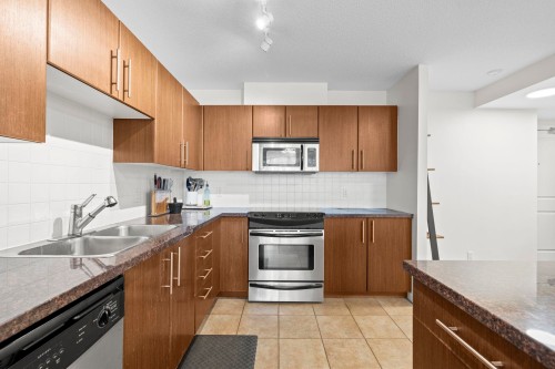 1007-2088 Madison Avenue, Burnaby, BC 