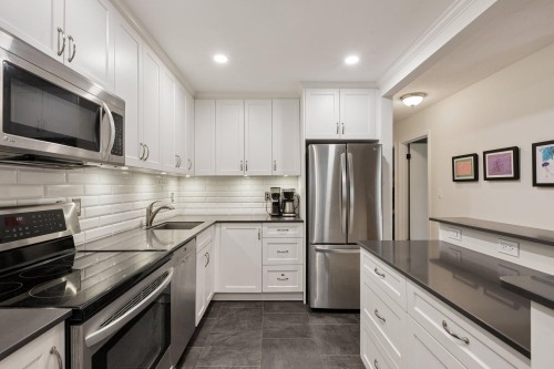 209-310 3rd Street E North Vancouver, BC V7L 1E9