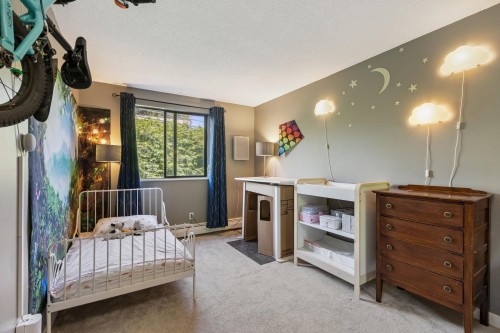 209-310 3Rd Street E, North Vancouver, BC 