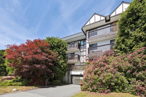 209-310 3Rd Street E, North Vancouver, BC 