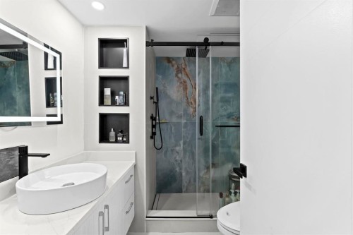 1921 Fulton Avenue, West Vancouver, BC 