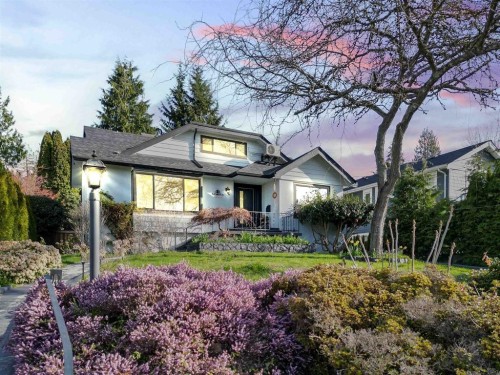 1921 Fulton Avenue, West Vancouver, BC 