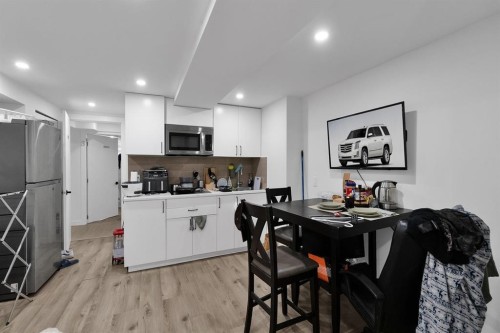 1921 Fulton Avenue, West Vancouver, BC 