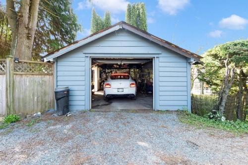 1921 Fulton Avenue, West Vancouver, BC 