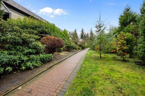 319-7377 Salisbury Avenue, Burnaby, BC 