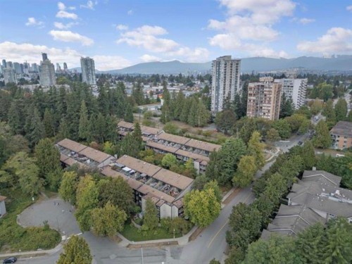 319-7377 Salisbury Avenue, Burnaby, BC 