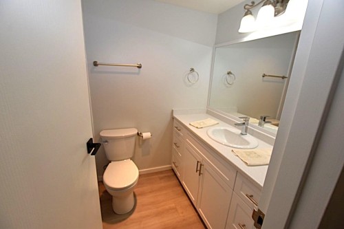 319-7377 Salisbury Avenue, Burnaby, BC 