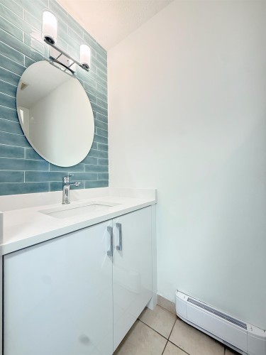19-6100 Tiffany Boulevard, Richmond, BC 