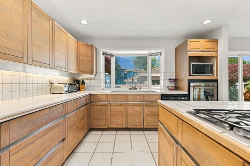 1039 29Th Avenue W, Vancouver, BC 