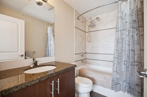 303-6077 London Road, Richmond, BC 