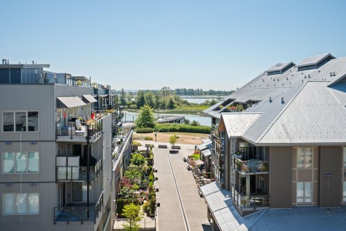 303-6077 London Road, Richmond, BC 