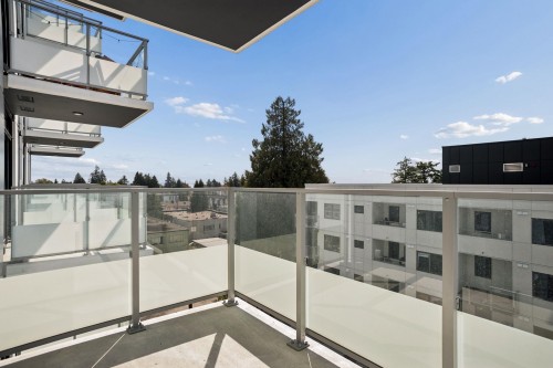 501-6608 Sussex Avenue, Burnaby, BC 