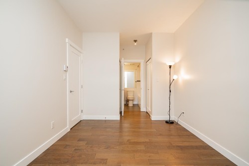 160-7388 Macpherson Avenue, Burnaby, BC 