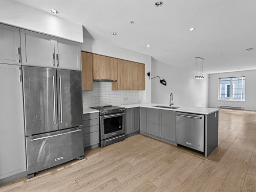 17-2560 Pitt River Road, Port Coquitlam, BC 