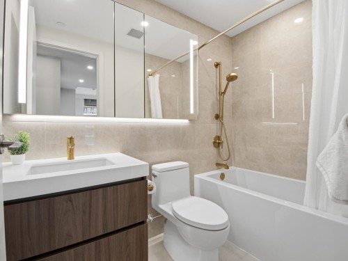 607-5987 Wilson Avenue, Burnaby, BC 