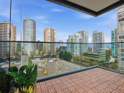 607-5987 Wilson Avenue, Burnaby, BC 