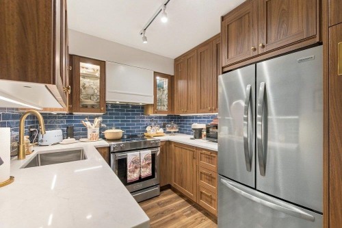 408-488 Helmcken Street, Vancouver, BC 