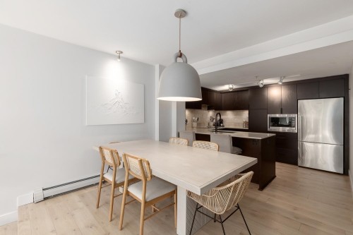 14-166 13Th Street W, North Vancouver, BC 