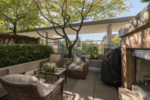 14-166 13Th Street W, North Vancouver, BC 